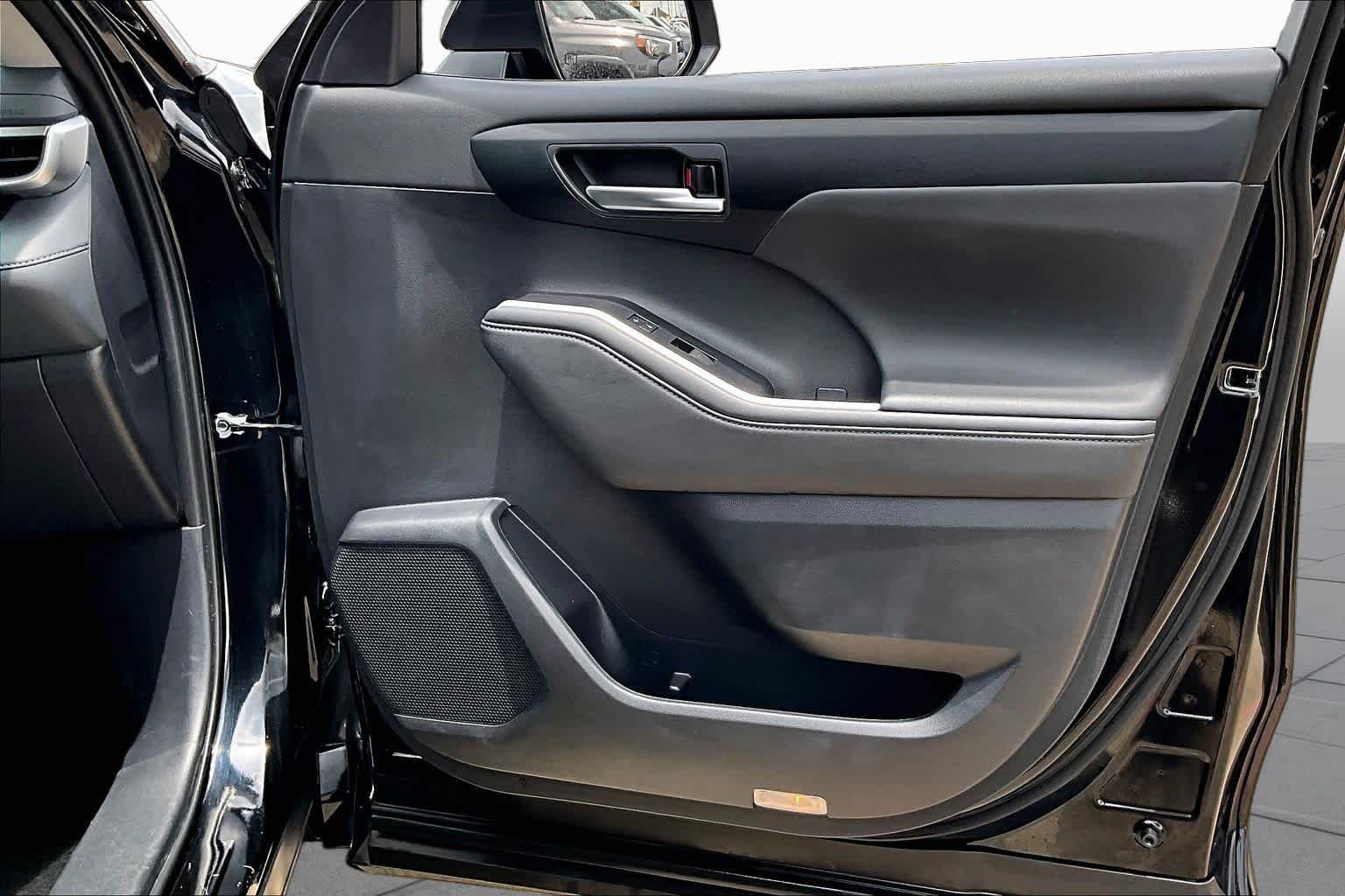 Used 2025 Midnight Black Metallic Toyota XLE image 23
