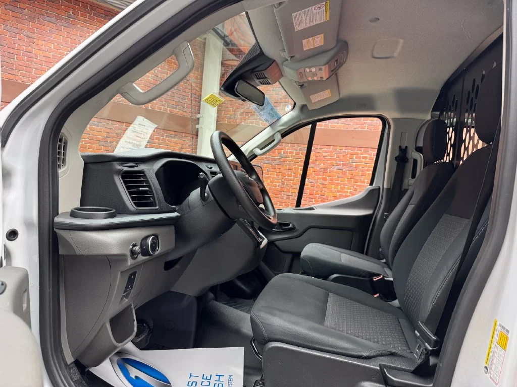 Certified Used 2025 Oxford White Ford Base image 22
