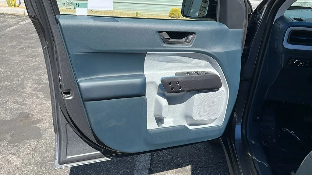 New 2026 Carbonized Gray Metallic Ford XLT image 19
