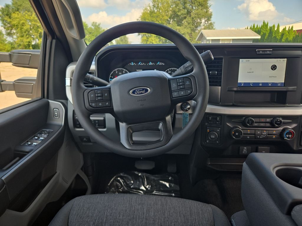 New 2026 Oxford White Ford F-250® XL image 13