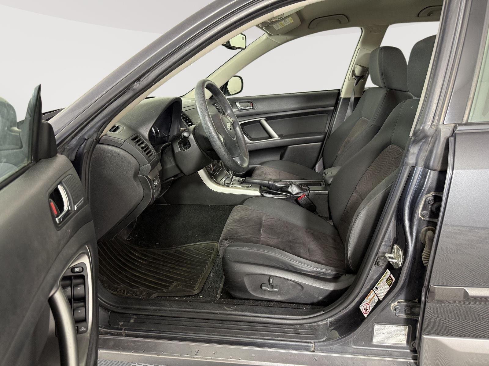Used 2009 Diamond Gray Metallic/Quartz Silver Metallic Subaru Special Edtn image 5