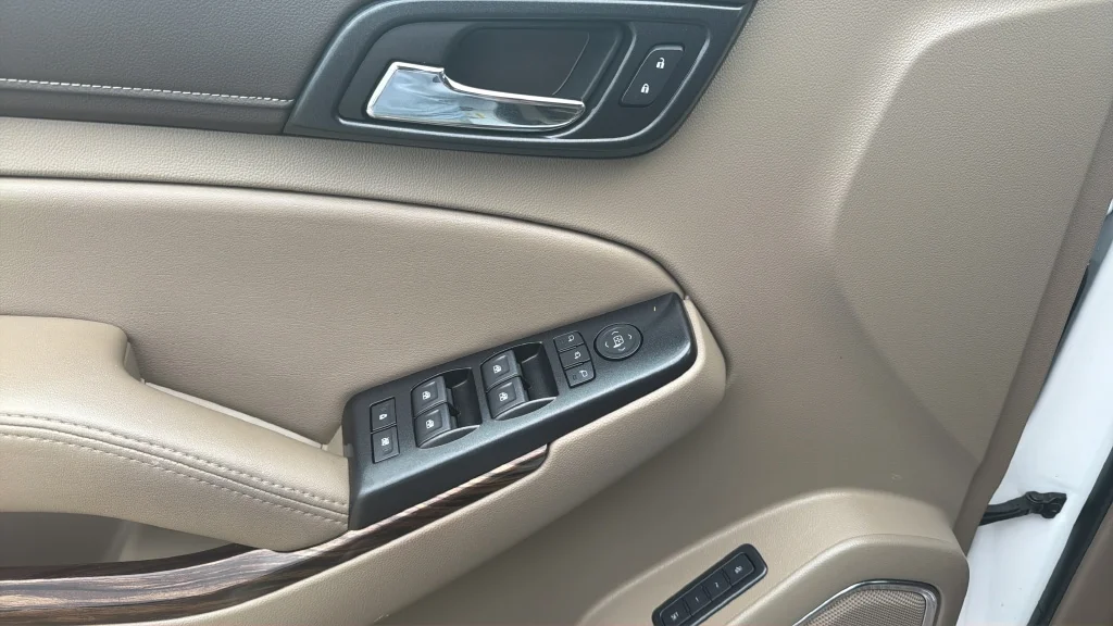 Used 2019 Summit White GMC SLT image 26