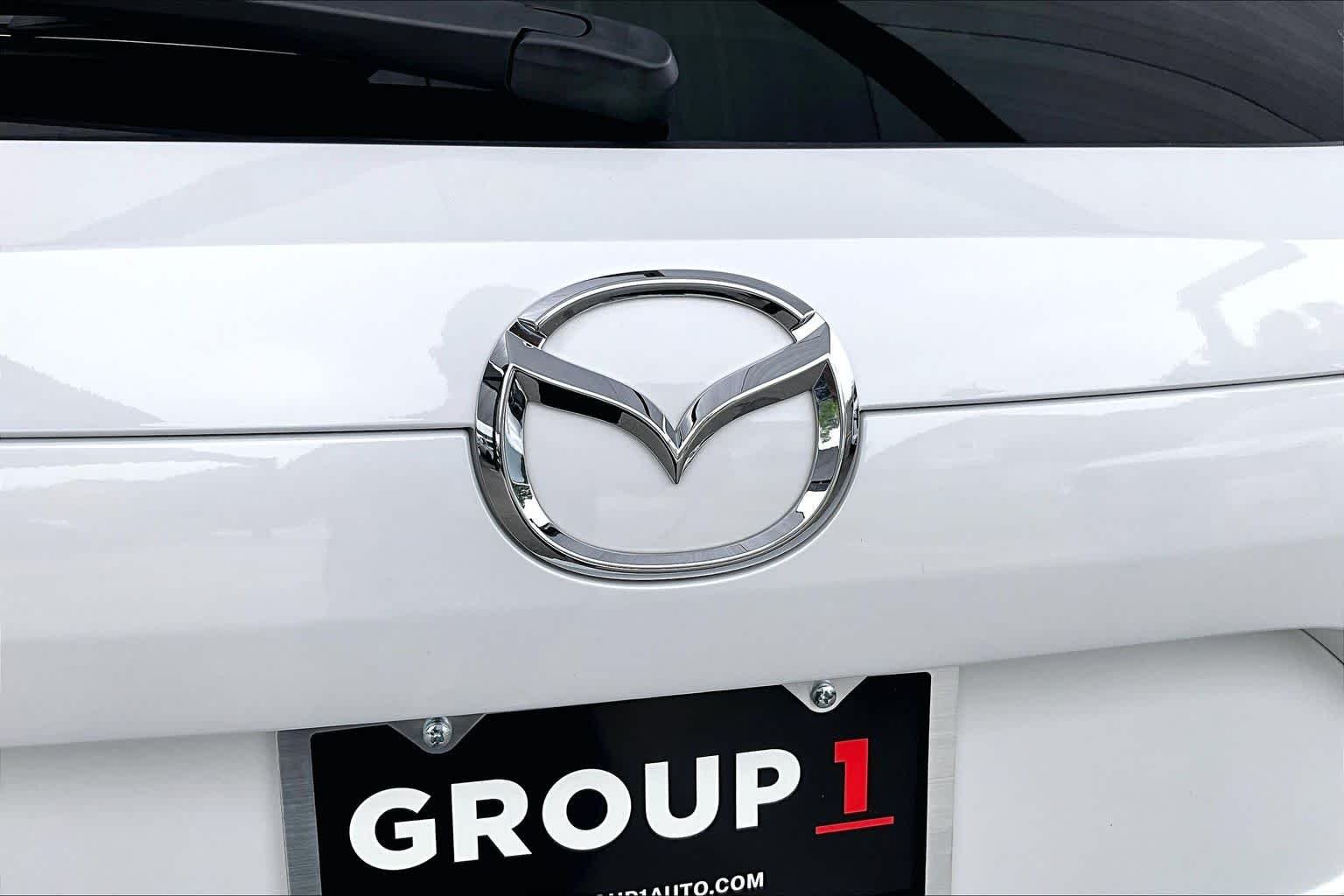 Used 2023 Rhodium White Metallic Mazda 2.5 S Select Package image 30