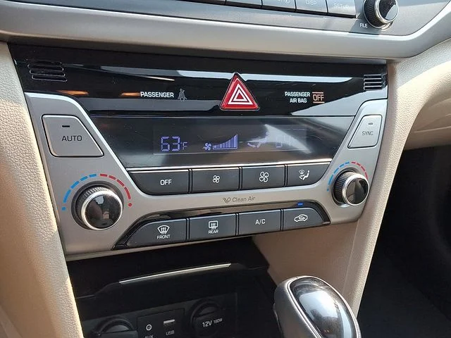 Used 2017 Beige Hyundai Value Edition image 16