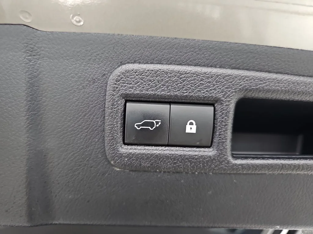 Used 2018 Gray Lexus 300h image 16
