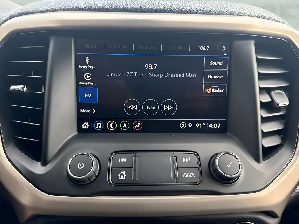 Used 2021 White GMC Denali image 11