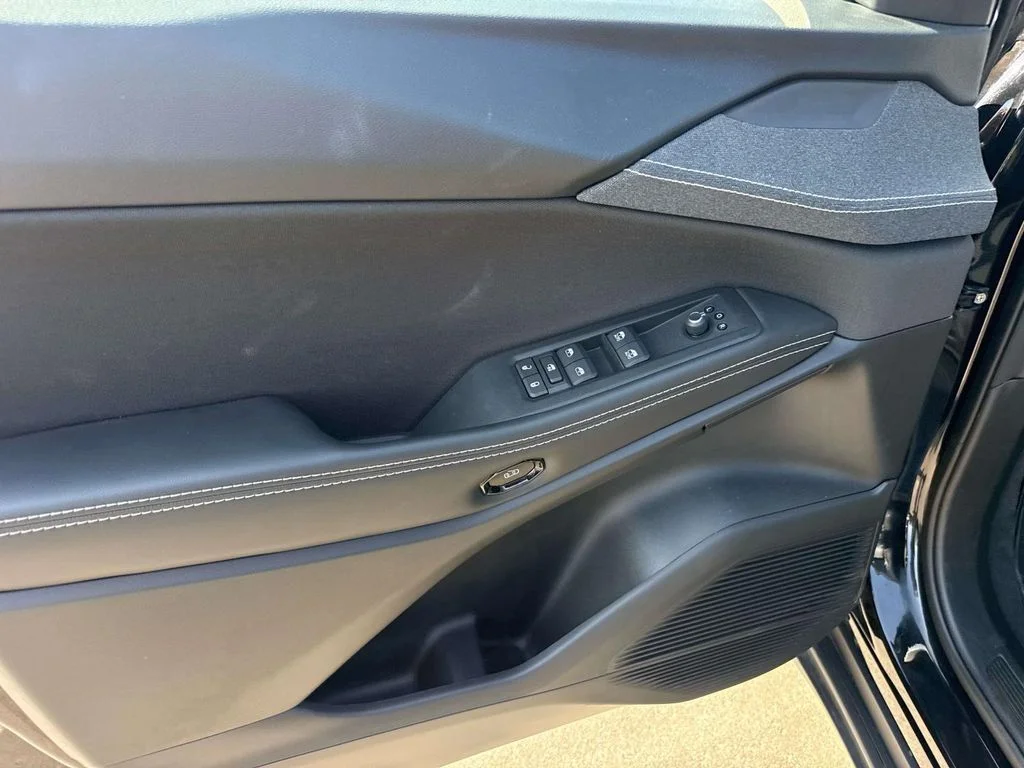 New 2026 Black Jeep Laredo image 19