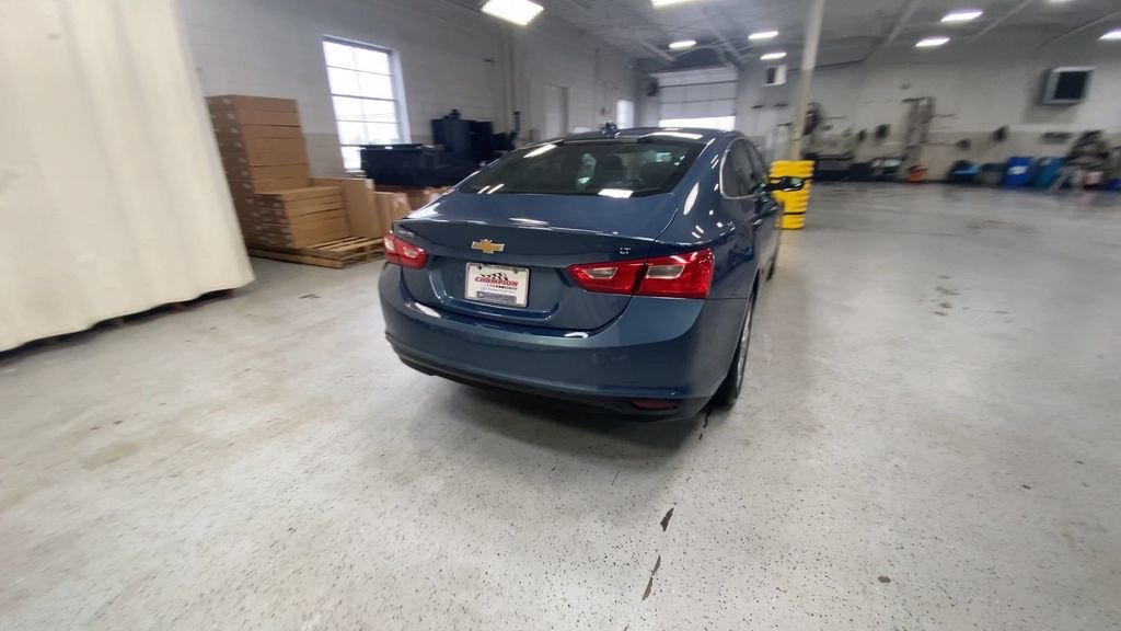 Used 2024 Lakeshore Blue Chevrolet LT image 10
