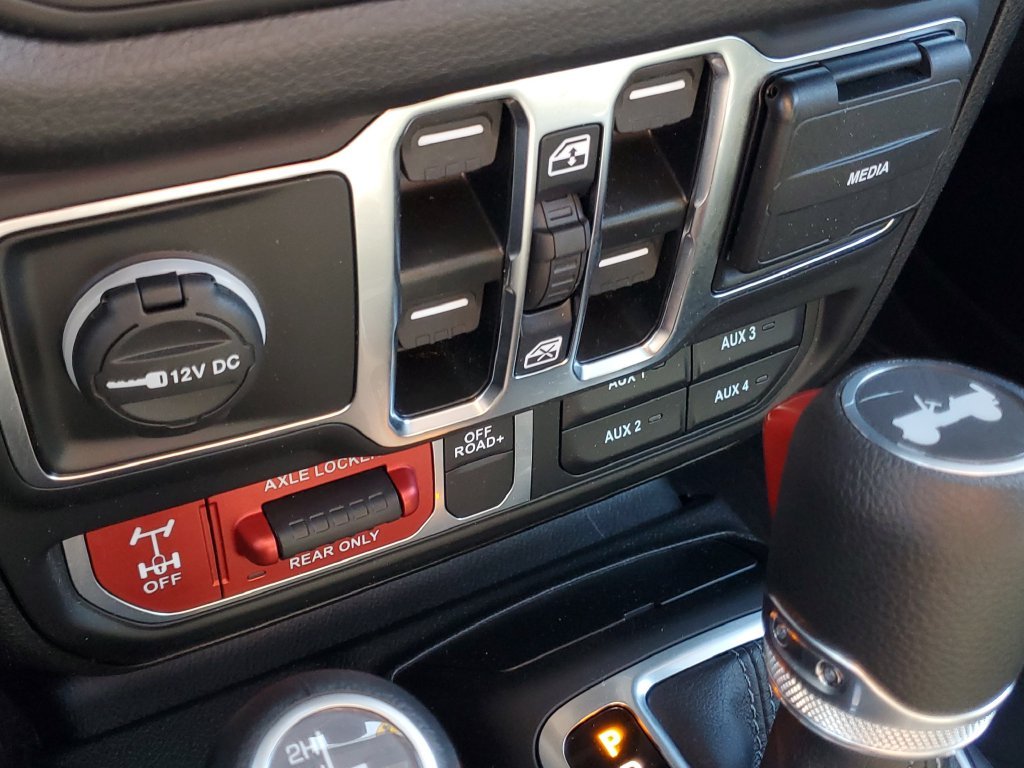 Used 2024 Gray Jeep Willys image 29