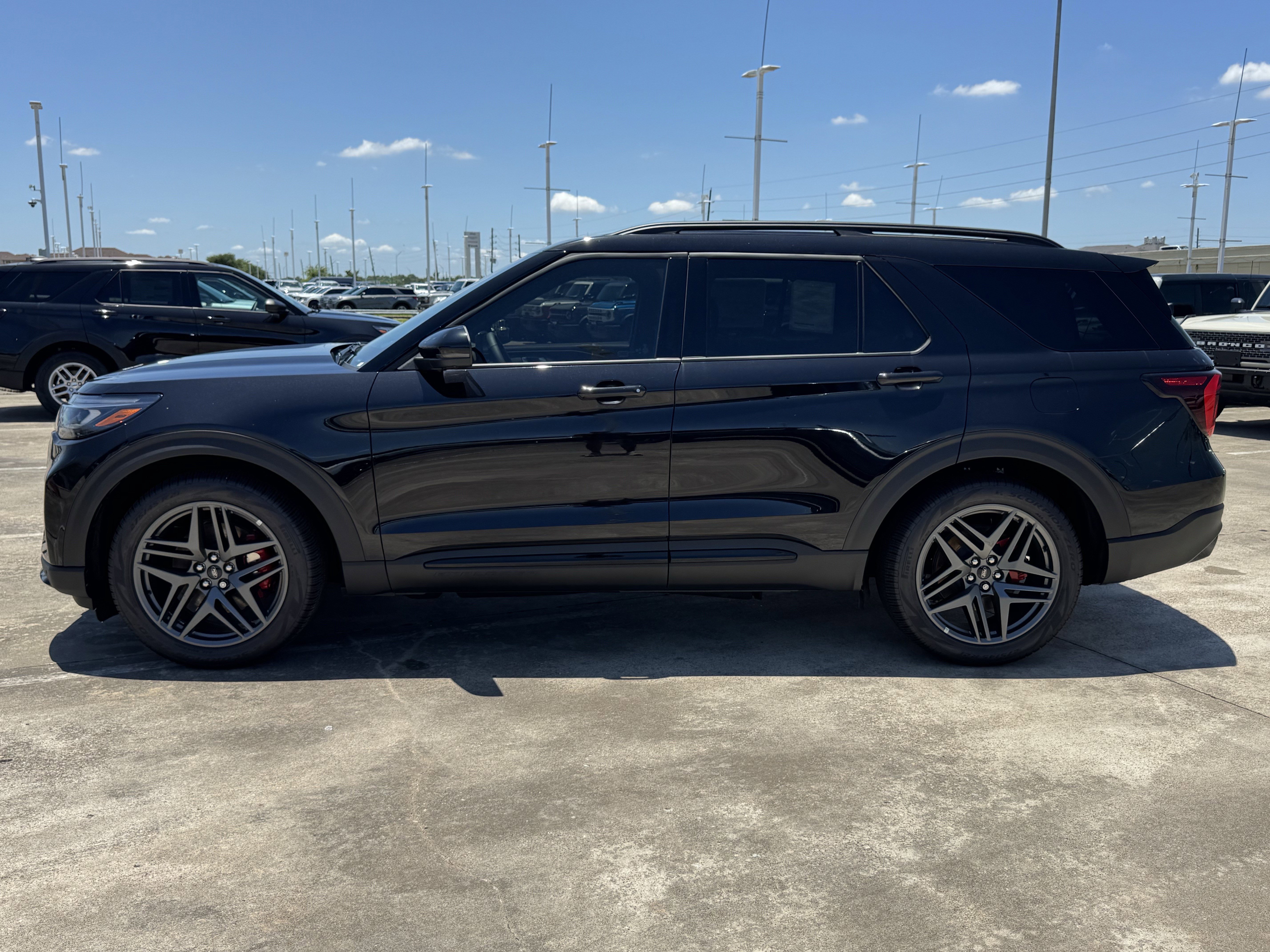 New 2026 Agate Black Metallic Ford ST image 6