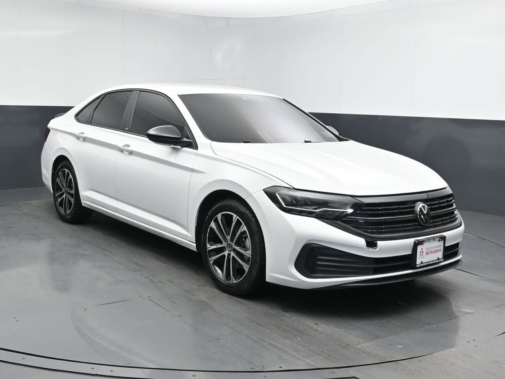 Used 2024 Volkswagen Jetta Sport with VIN 3VWBM7BU9RM007851 for sale in Freeport, NY