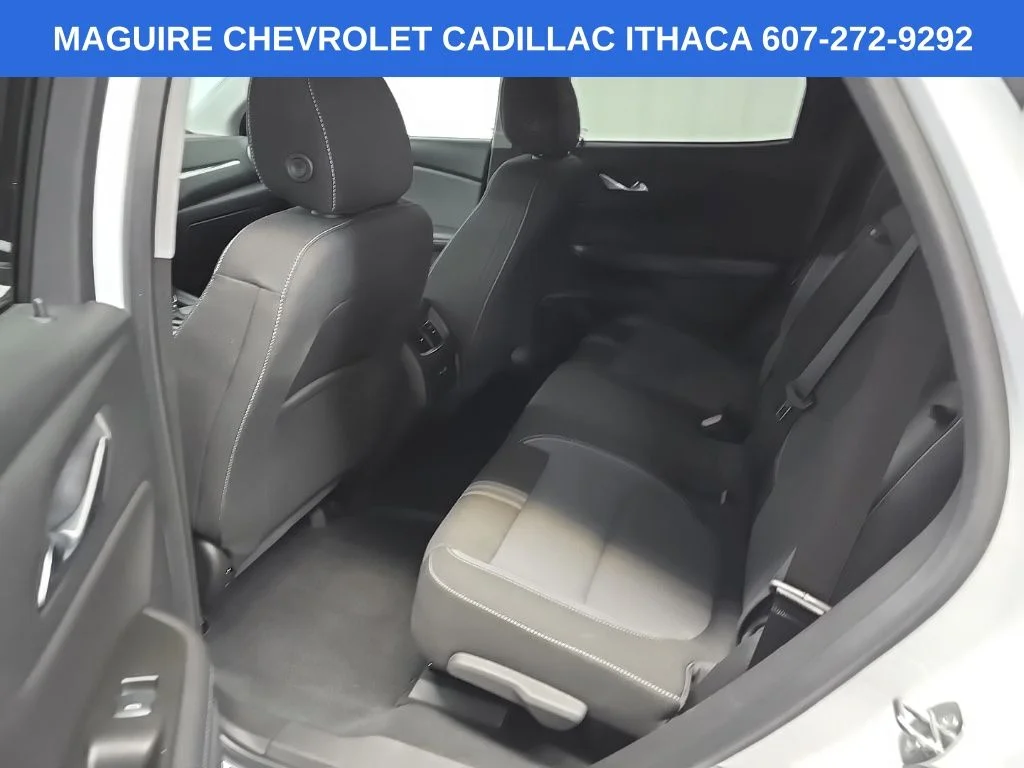 Used 2023 White Chevrolet LT image 31