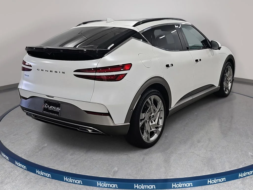 Used 2024 White Genesis Performance image 6