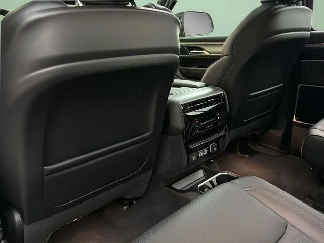 New 2026 Gray Jeep Limited Altitude image 26