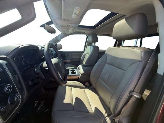 Used 2016 Red Chevrolet LTZ image 10