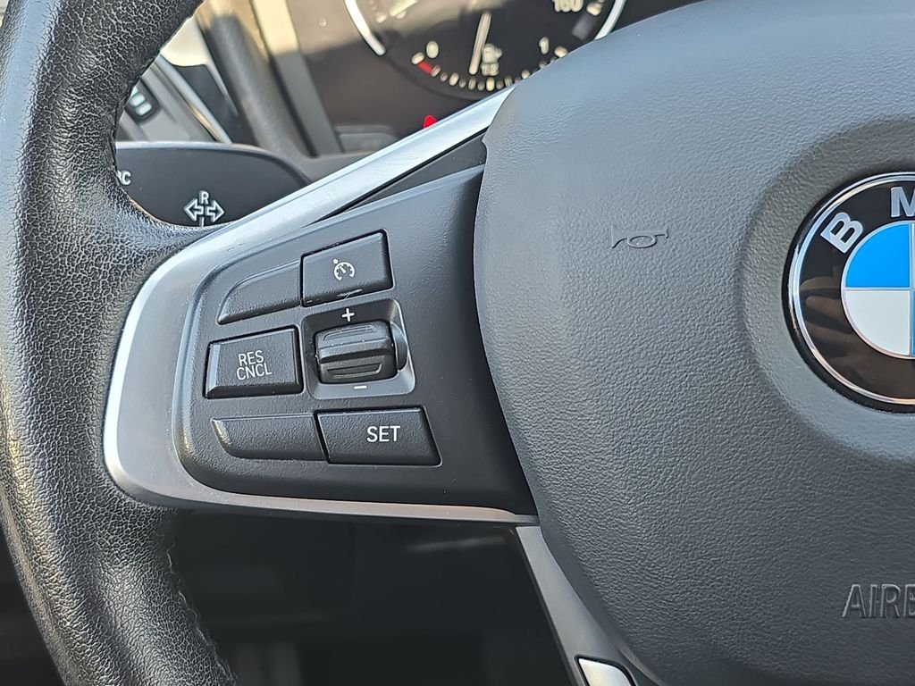 Used 2021 Black BMW sDrive28i image 21
