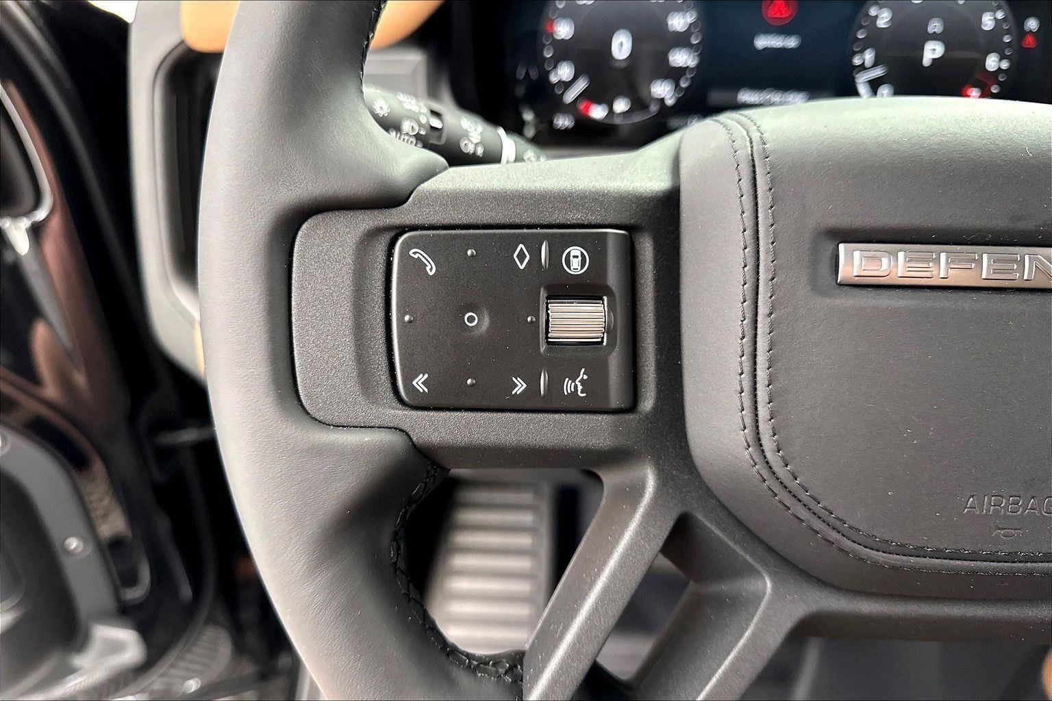 New 2026 Santorini Black Metallic Land Rover X image 14