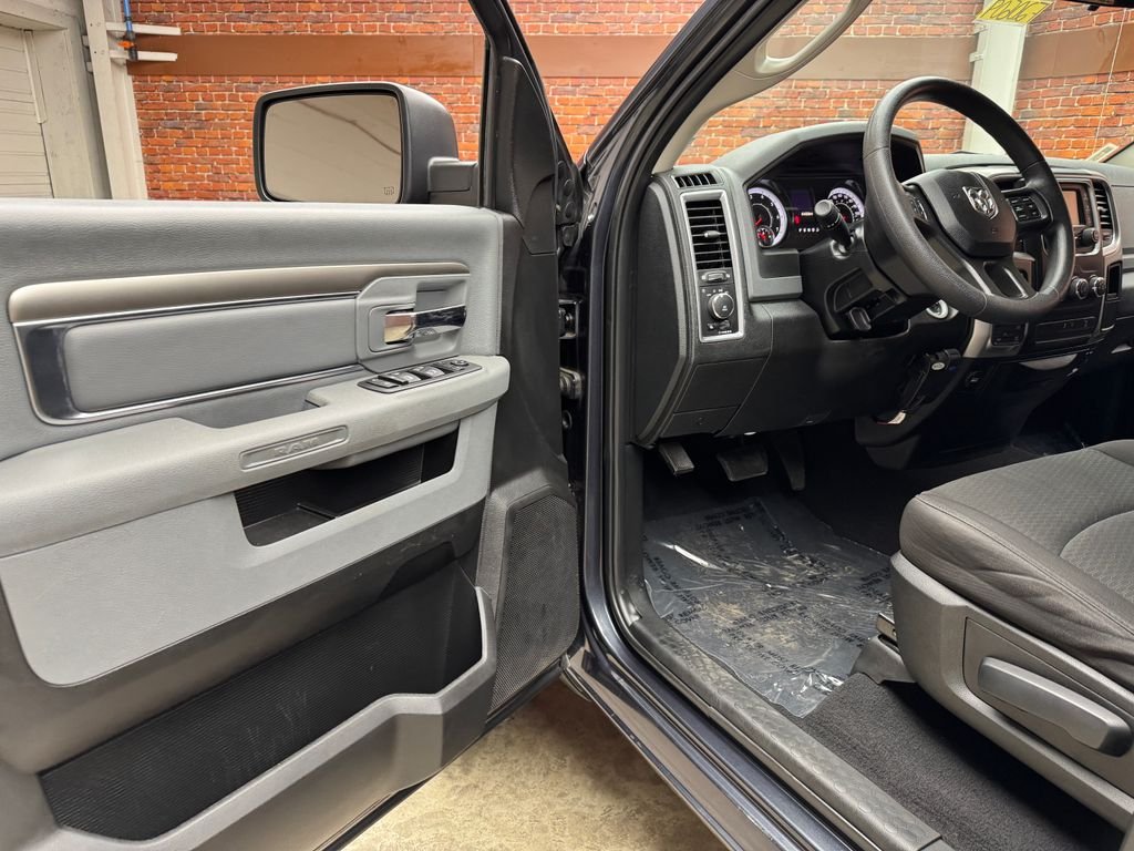Used 2020 Gray Ram Warlock image 10