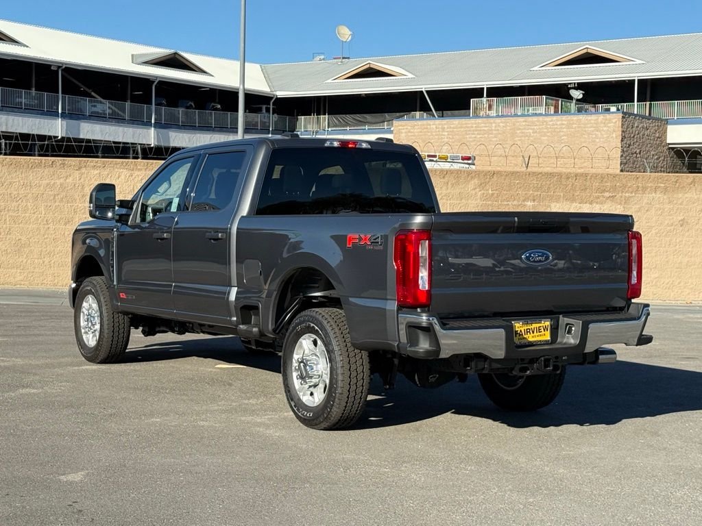 2026 Ford F-250 Super Duty XLT - Photo 4