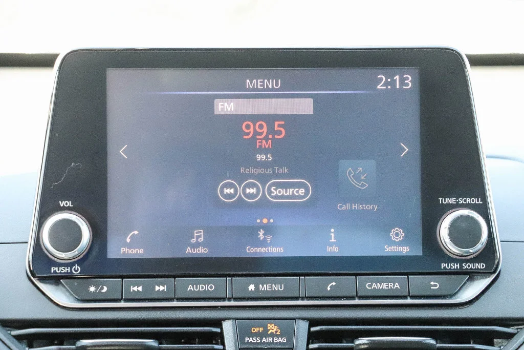 Used 2020 Gray Nissan 2.5 SR image 18