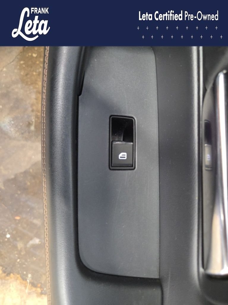 Used 2024 Deep Crystal Blue Mica Mazda  image 21