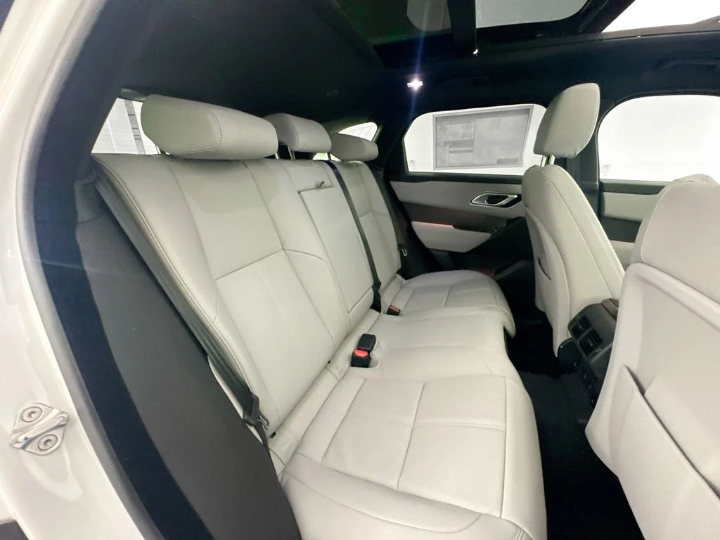 New 2026 Fuji White Land Rover S image 28