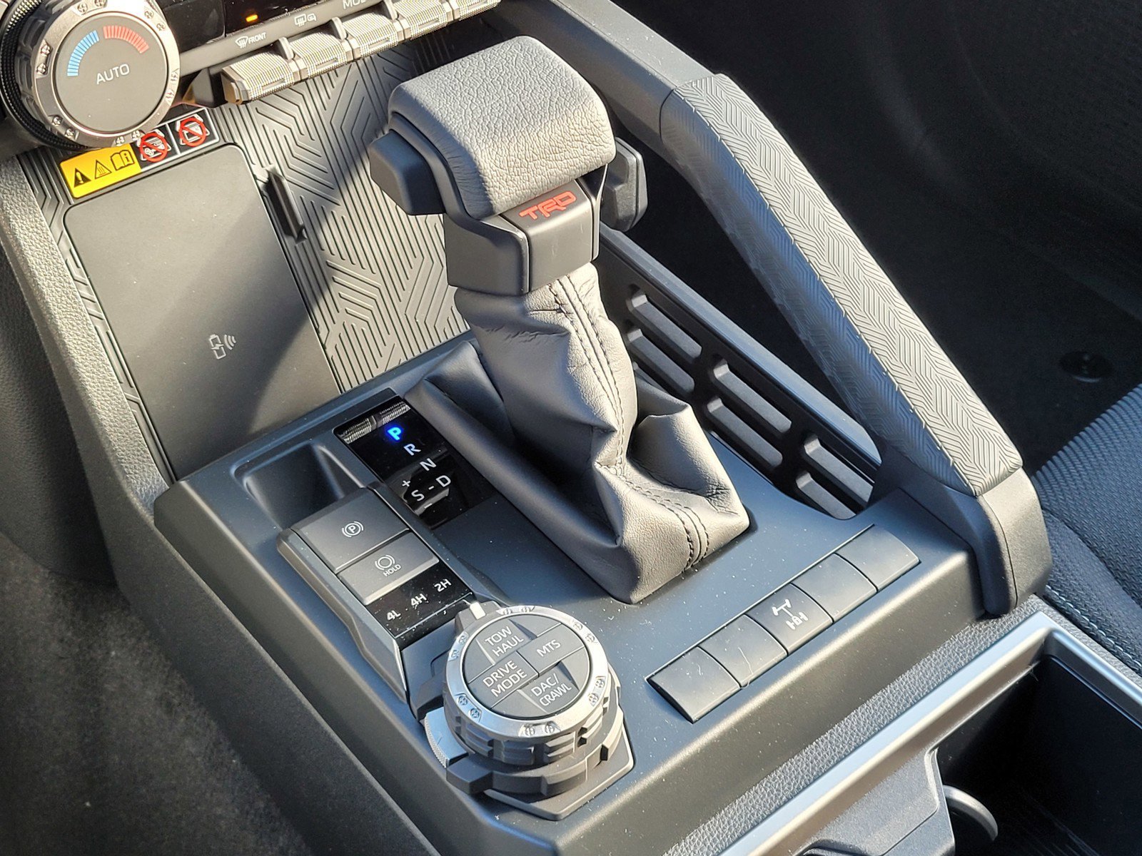 2026 Toyota 4Runner TRD Off-Road - Photo 10