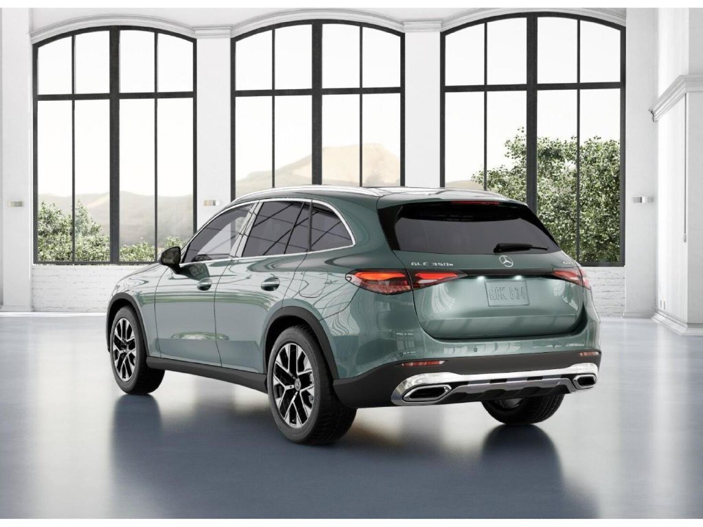 New 2026 Verde Silver Metallic Mercedes-Benz GLC 350 image 70