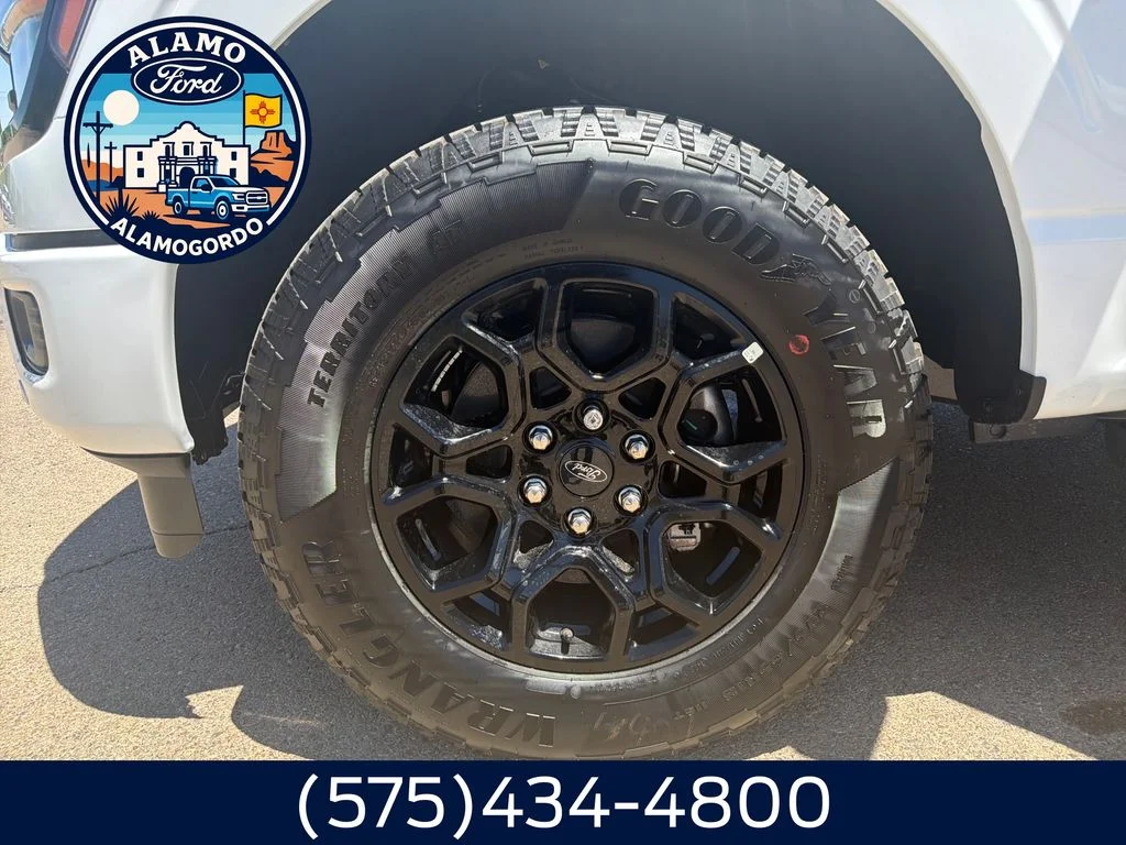 New 2026 Oxford White Ford XLT image 27
