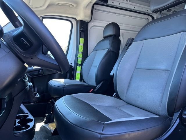 Used 2025 White Ram High Roof image 17