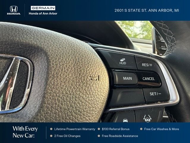 Used 2018 Modern Steel Metallic Honda Touring 2.0T image 27