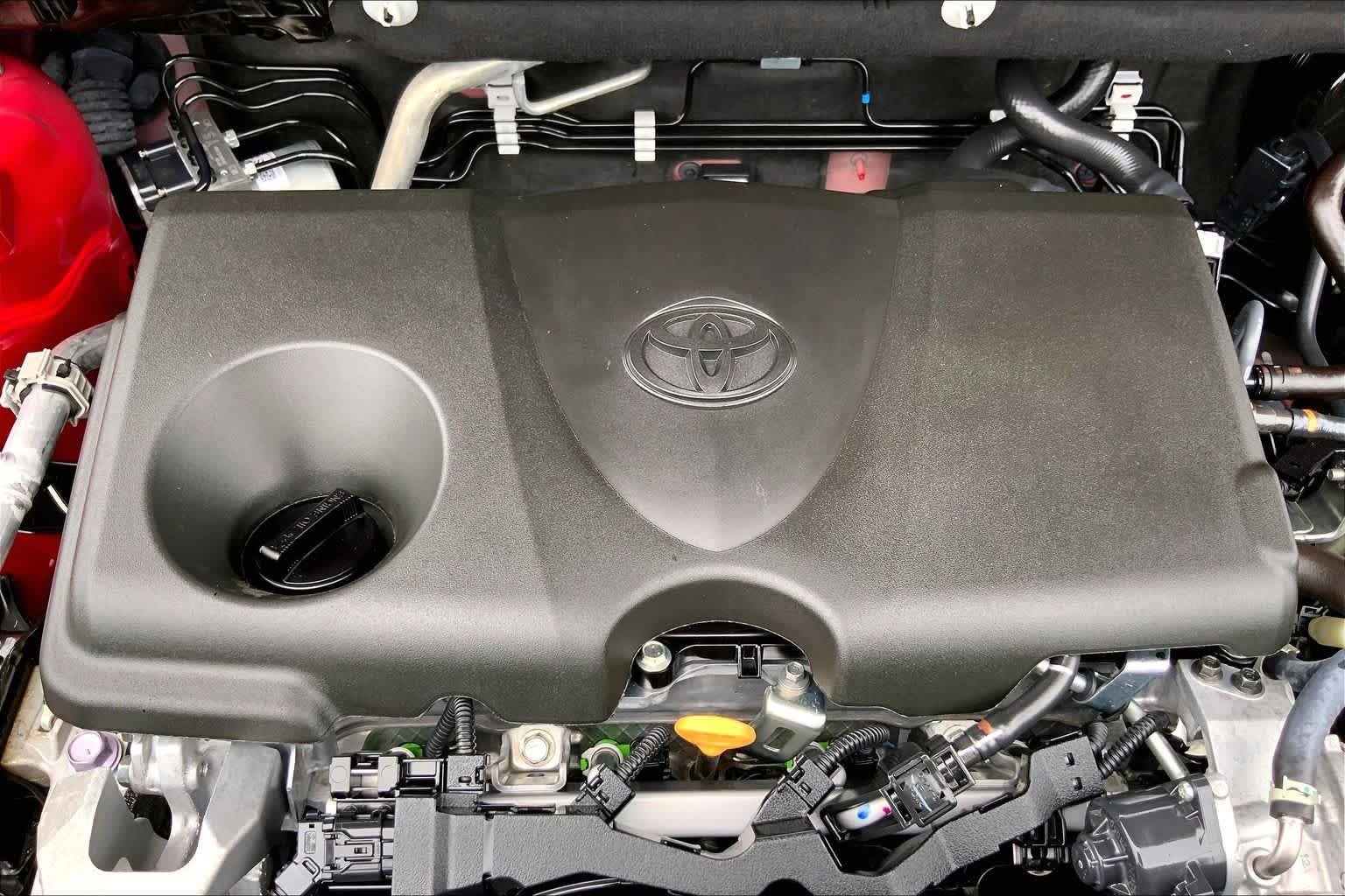 Used 2024 Ruby Flare Pearl Toyota XLE Premium image 32