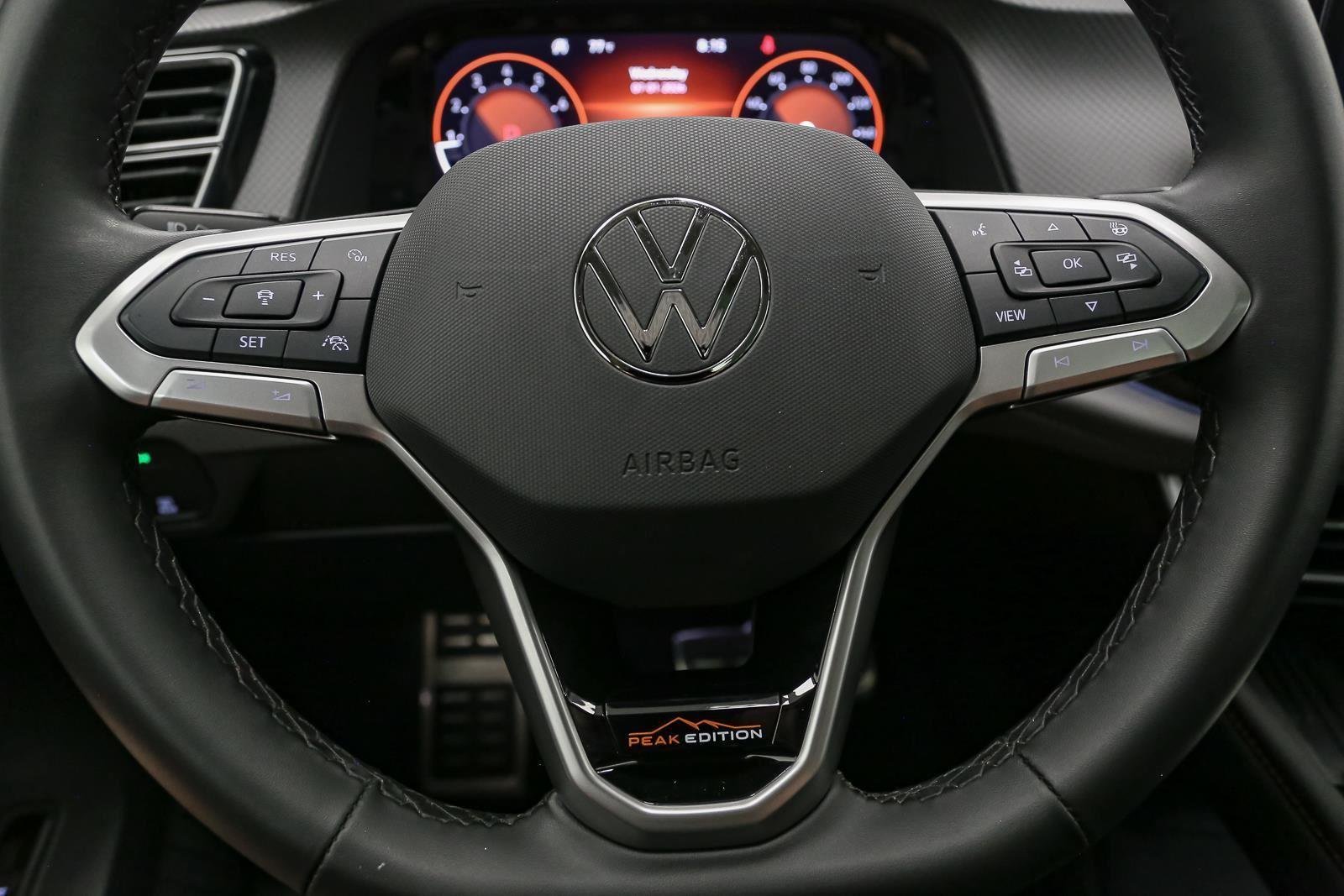 Used 2025 Pure Gray Volkswagen 2.0T Peak Edition image 36
