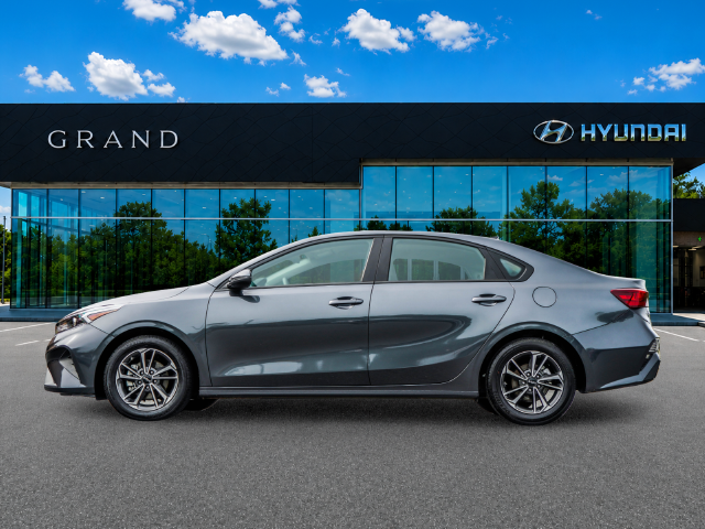 Used 2024 Gray Kia LXS image 3