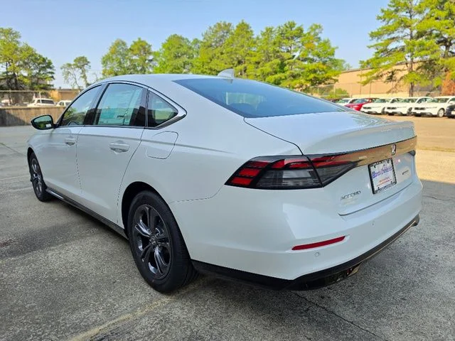 New 2026 Platinum White Pearl Honda EX-L image 4