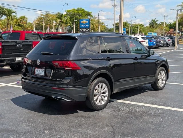 Used 2018 Black Volkswagen 2.0T S image 7