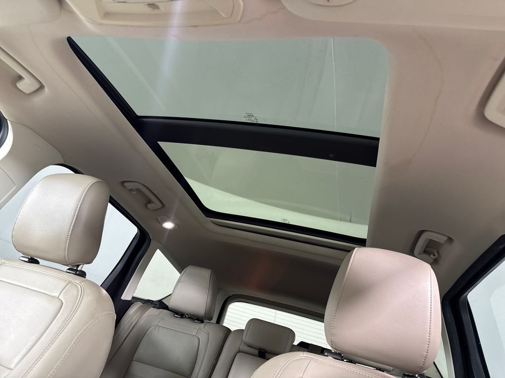 Used 2018 Black Ford Titanium image 19