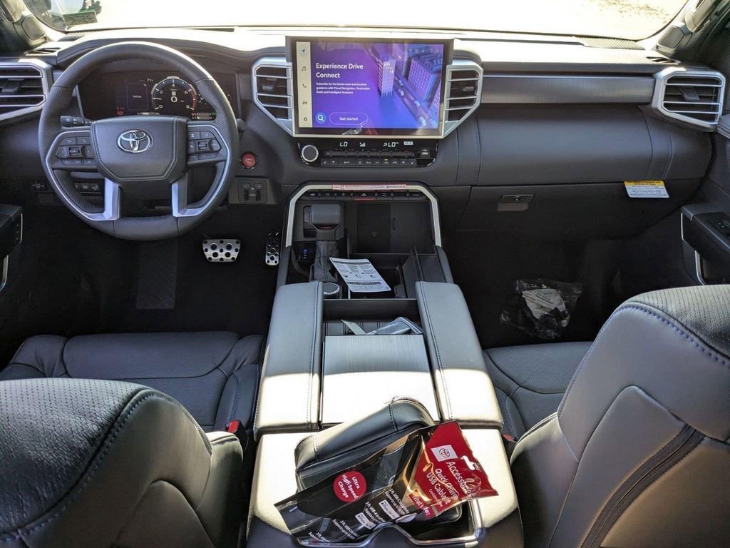 2025 Toyota Tundra Platinum - Photo 30