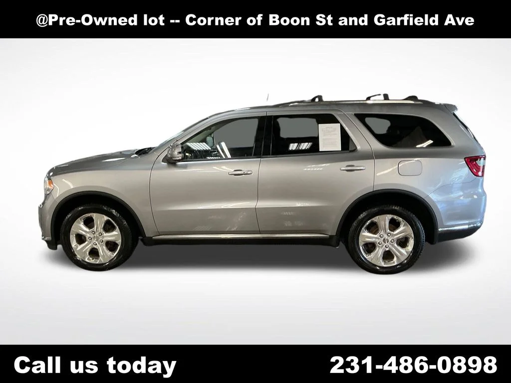 Used 2015 Silver Dodge Limited image 2