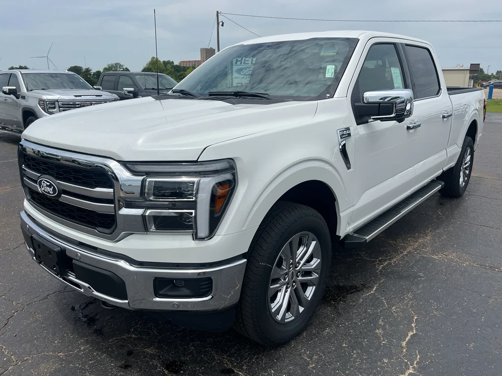 New 2026 Star White Metallic Tri-Coat Ford Lariat® image 1