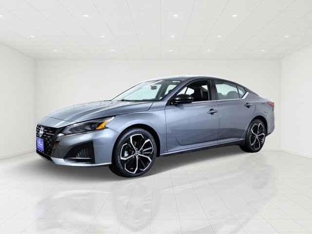Used 2025 Nissan Altima SR with VIN 1N4BL4CW0SN422286 for sale in Apple Valley, Minnesota