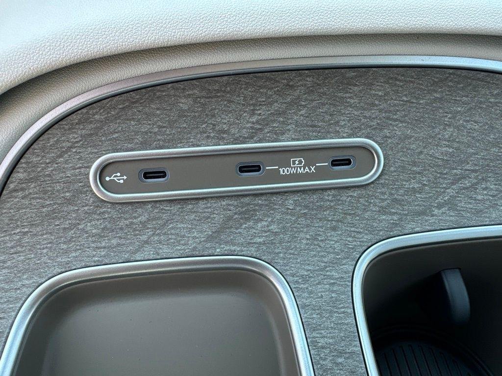 New 2027  Hyundai SEL Premium 7P image 15