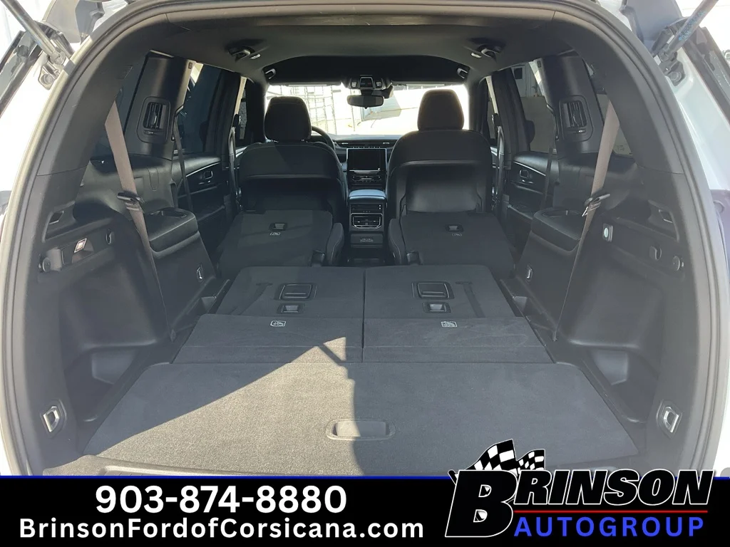 Used 2024 Bright White Clearcoat Jeep Laredo image 11