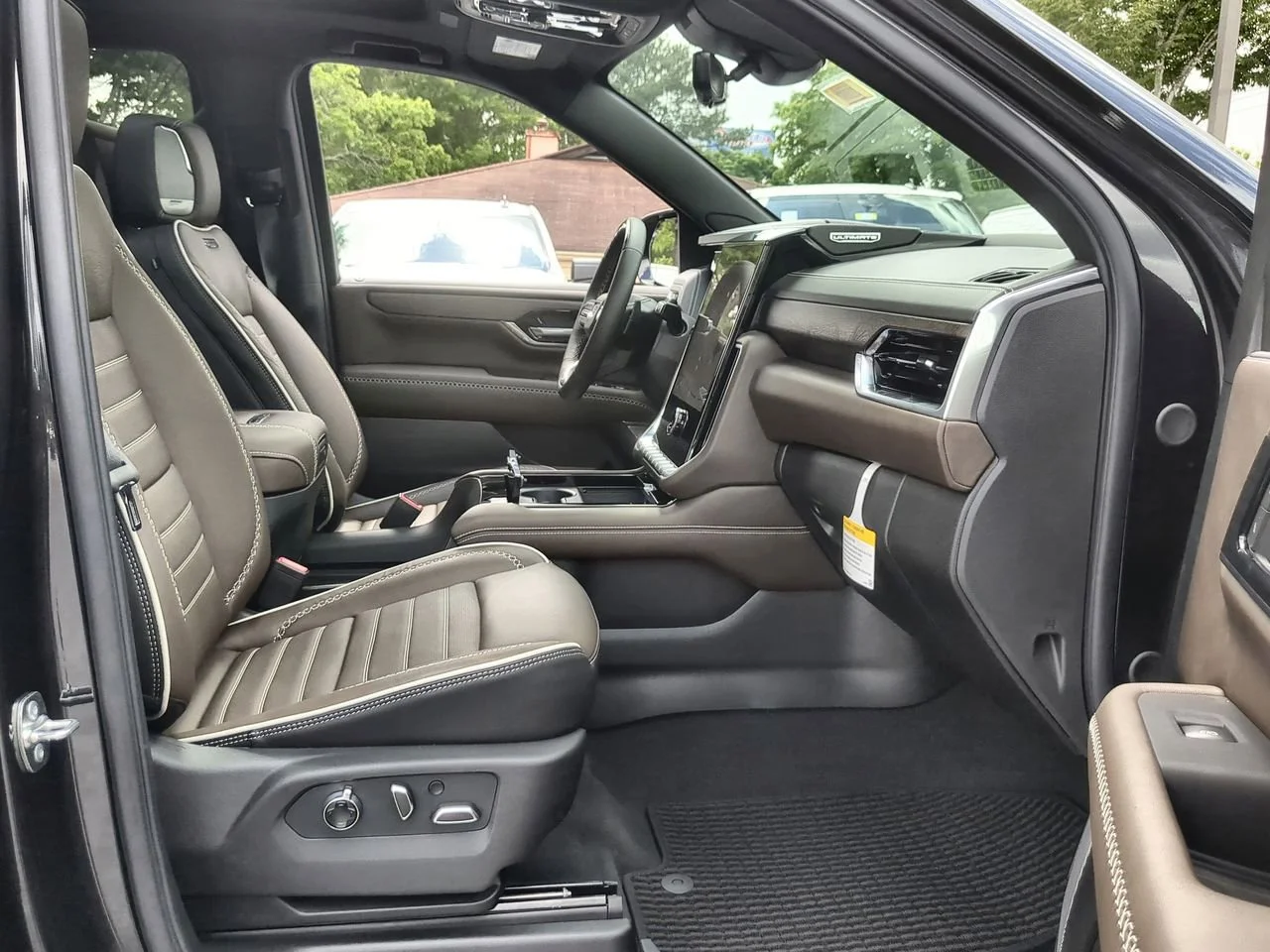 New 2026 Titanium Rush Metallic GMC Denali Ultimate image 29