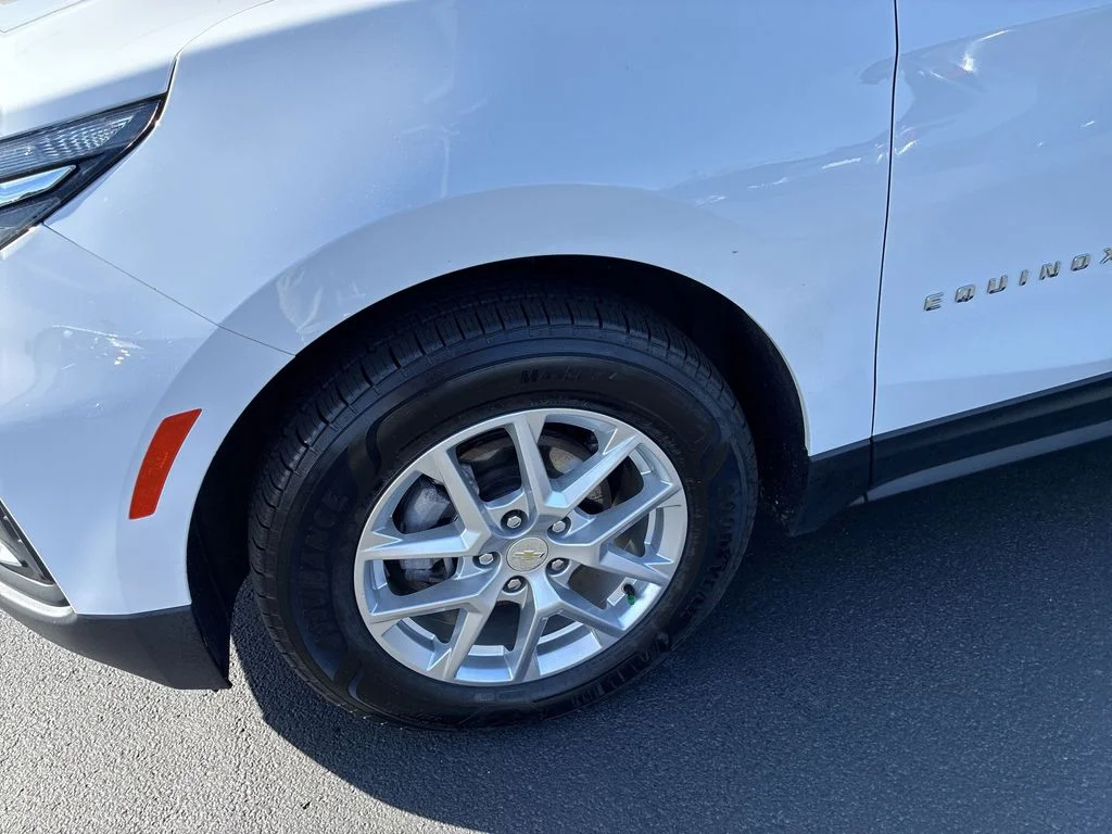 Used 2022 White Chevrolet LS image 10