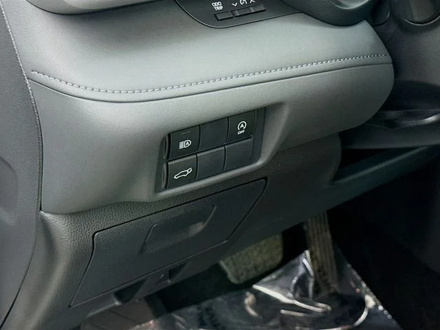 Used 2024 Beige Toyota XLE image 10