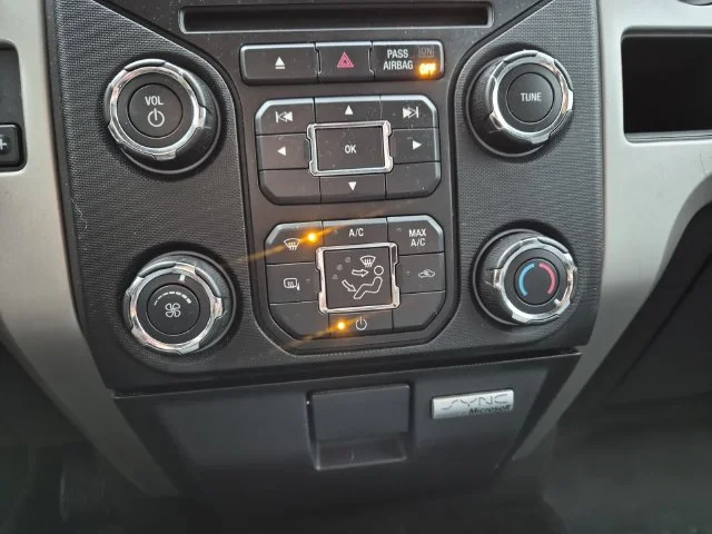 Used 2013 Red Ford XLT image 16