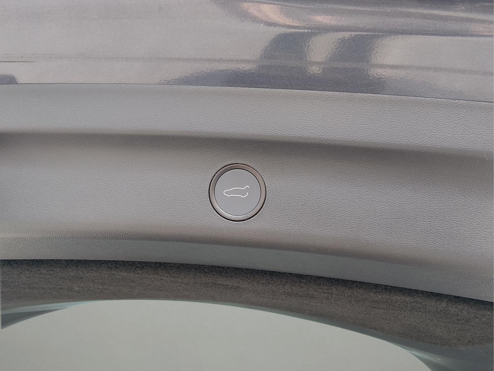 Used 2022 Midnight Silver Metallic Tesla Long Range image 23