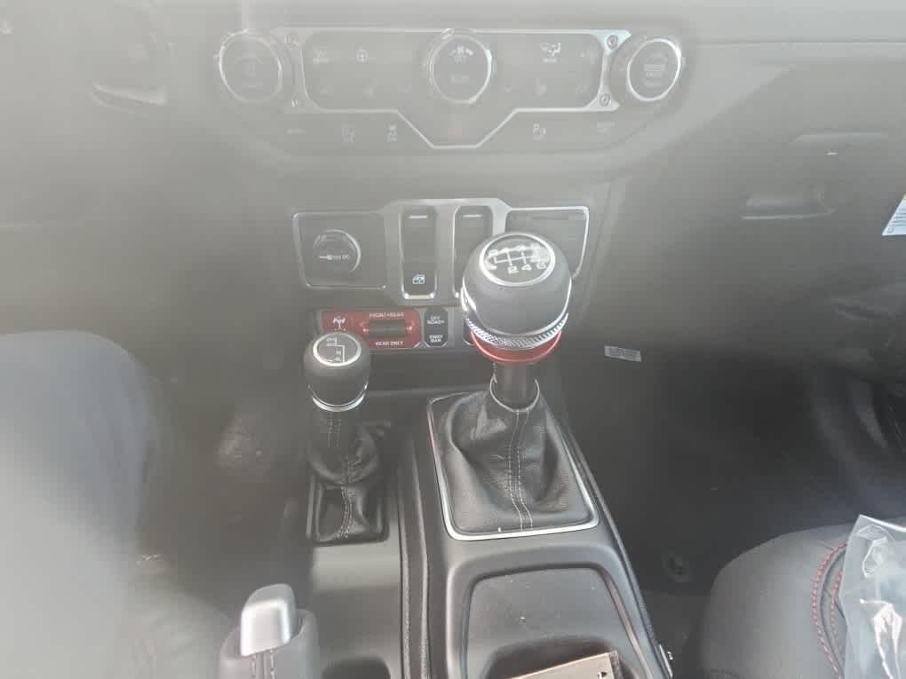 New 2026 Black Clearcoat Jeep Rubicon X image 22