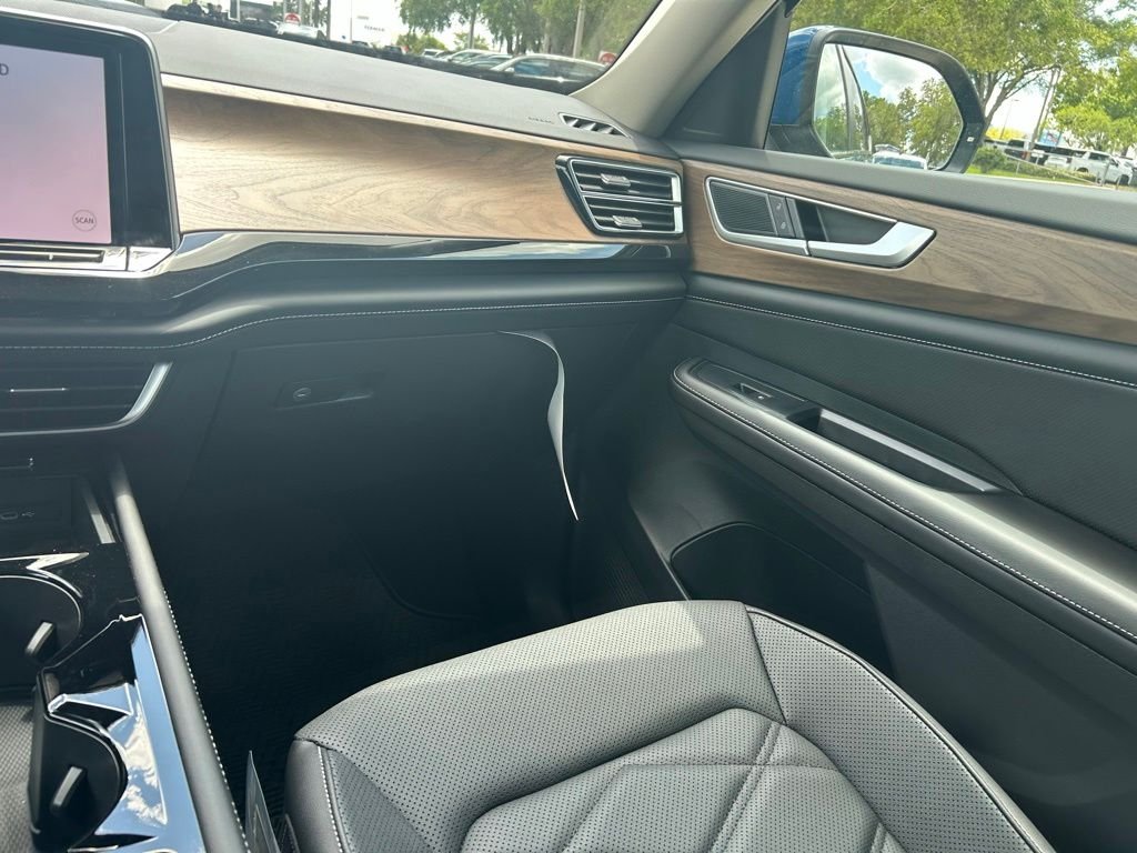 New 2026  Volkswagen 2.0T SE w/Technology image 9